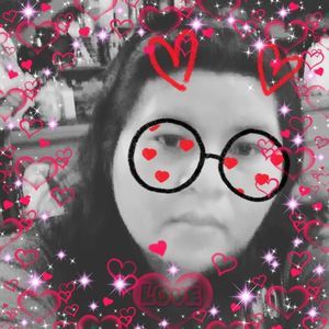 Meet your Posher, Idalia